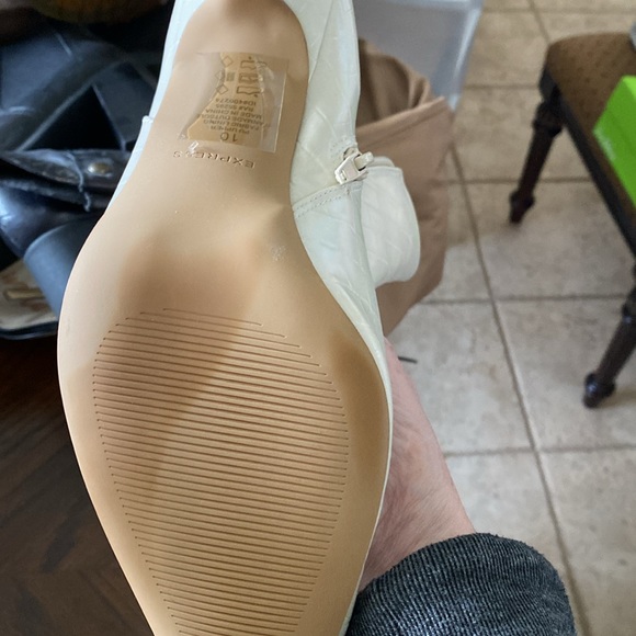 Express off white booties - Picture 5 of 5